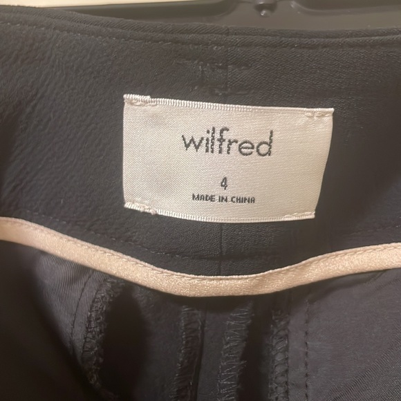 Wilfred black dress pants with white piping.Looks great for work or evening out. - Picture 3 of 4